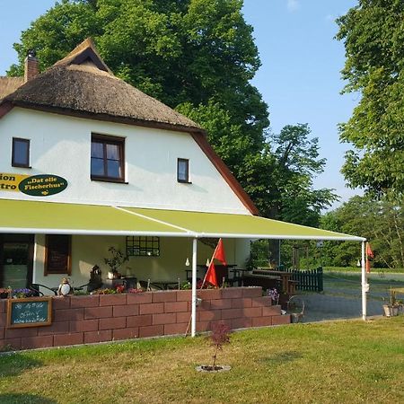 Pension Und Bistro" Dat Olle Fischerhus" Ralswiek Exterior photo